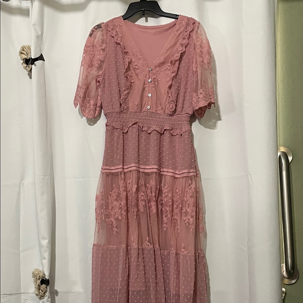 Elegant Pink Lace Dress